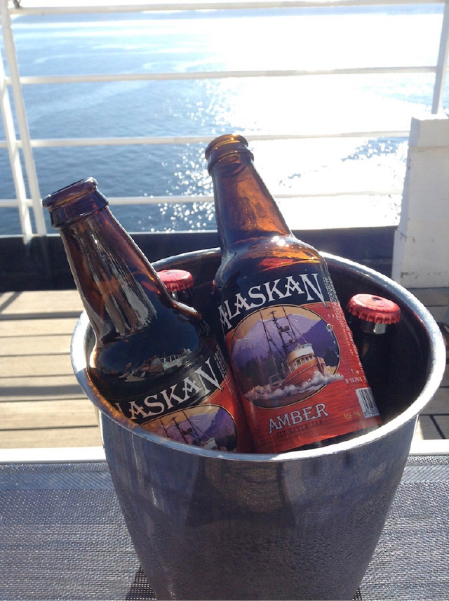 アラスカ地ビールのツーショット！